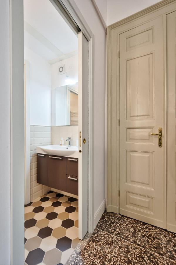 Apartments To Art Турин Екстер'єр фото