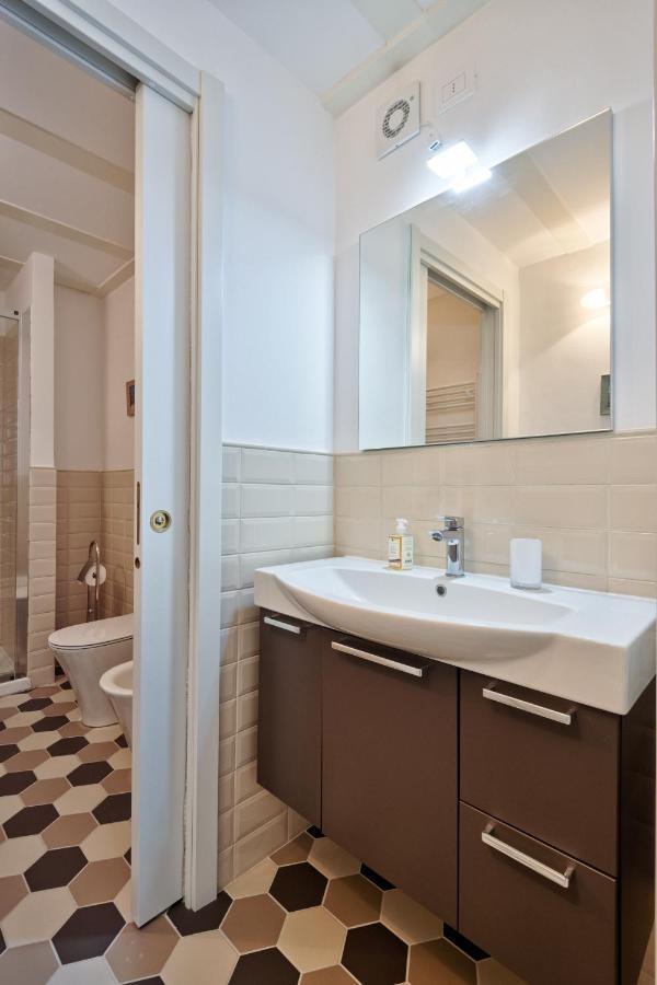 Apartments To Art Турин Екстер'єр фото