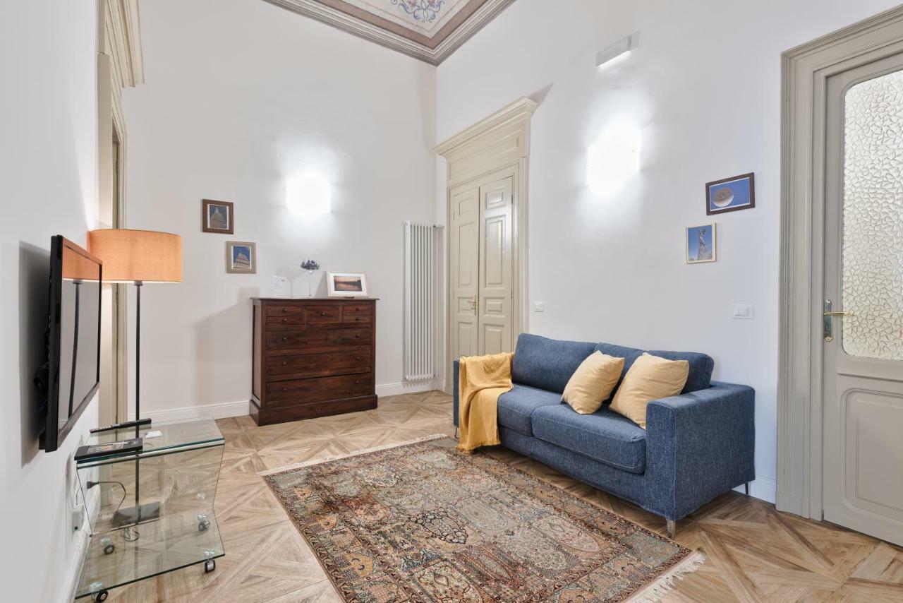 Apartments To Art Турин Екстер'єр фото